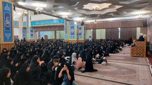  برگزاری مراسم با موضوع اهمیت فرزندآوری در دهه محرم
